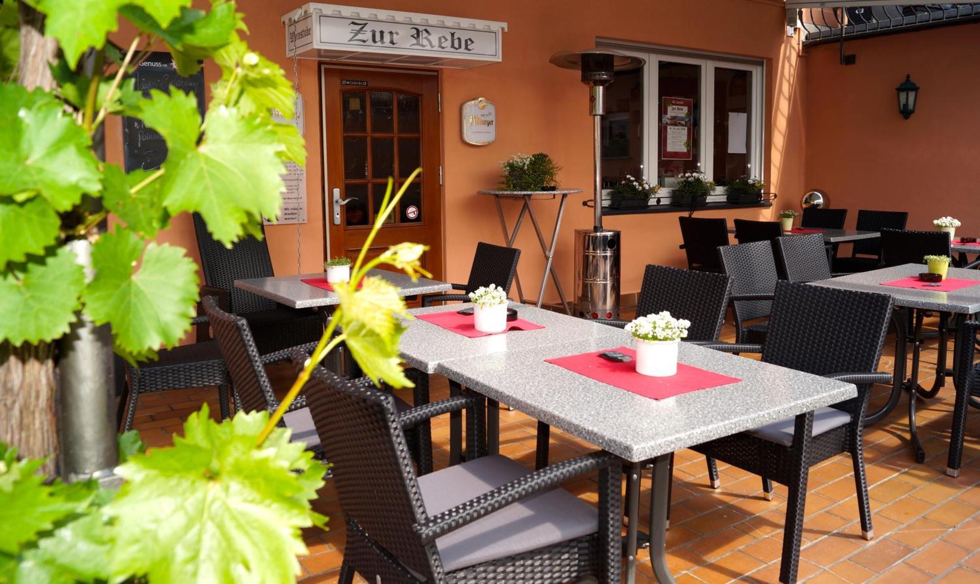 Gasthaus Zur Rebe 메링 외부 사진