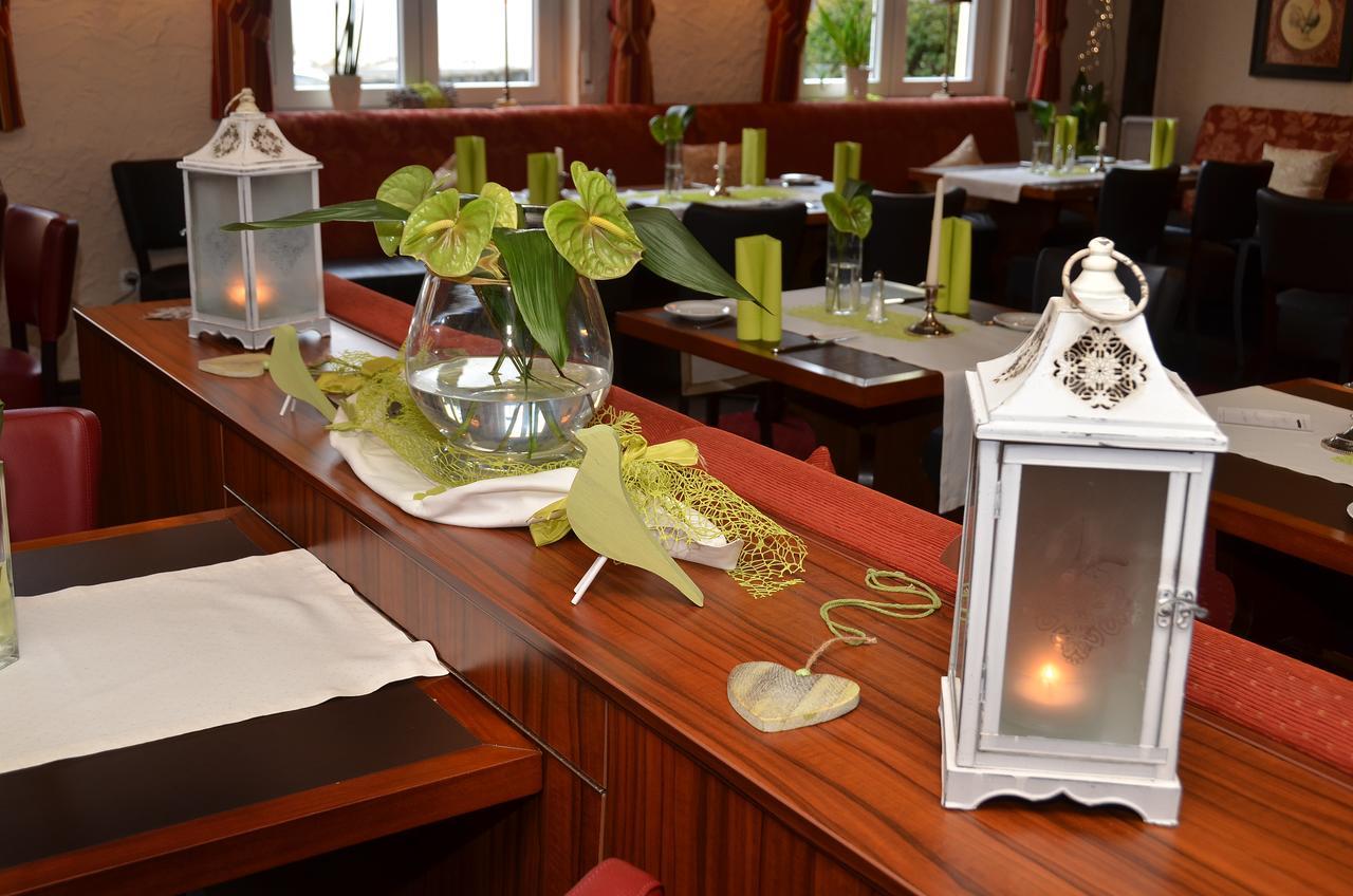 Gasthaus Zur Rebe 메링 외부 사진